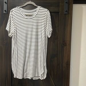 Mudpie S/M tunic short sleeve shirt
